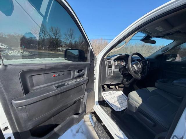 2017 Ram 2500 Tradesman Crew Cab 4x4 6'4" Box
