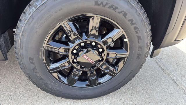 2026 GMC Sierra 2500HD Crew Cab, Standard Bed, AT4, 4WD