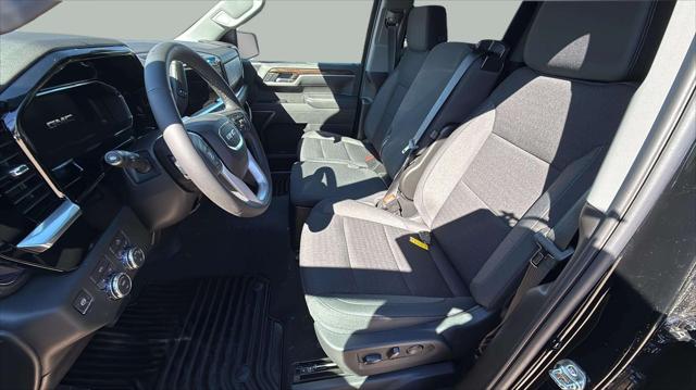 2026 GMC Sierra 1500 Crew Cab, Standard Bed, SLE, 4WD
