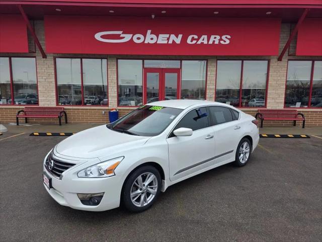 2015 Nissan Altima 2.5 SV for sale in Middleton, WI