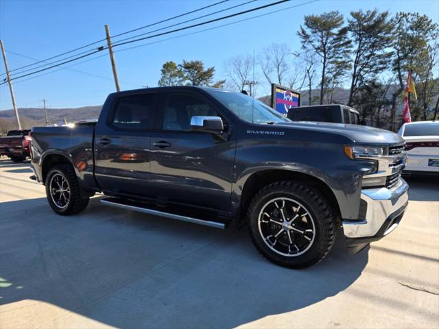 2022 Chevrolet Silverado 1500 2WD Crew Cab Short Bed LT