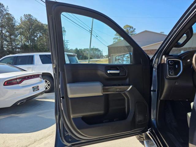2022 Chevrolet Silverado 1500 2WD Crew Cab Short Bed LT