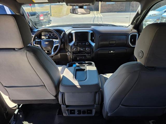 2022 Chevrolet Silverado 1500 2WD Crew Cab Short Bed LT