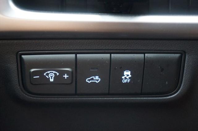 2025 Hyundai Santa Cruz SEL Activity