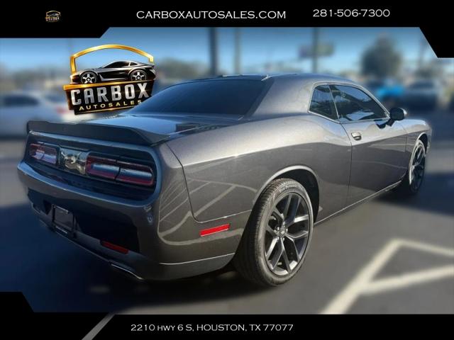 2021 Dodge Challenger SXT