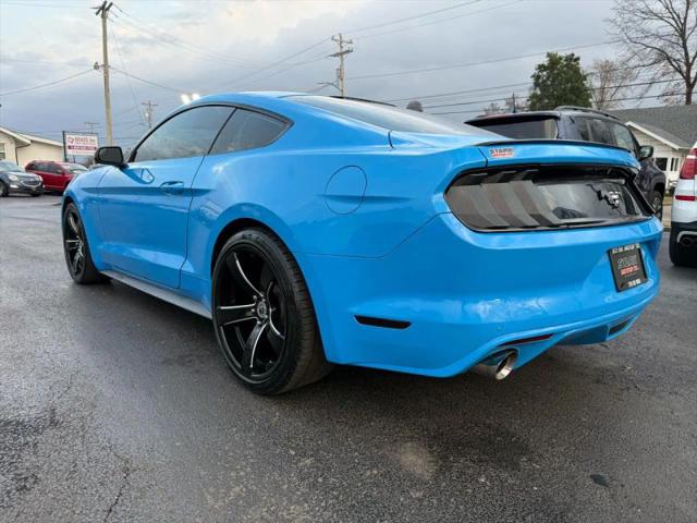 2017 Ford Mustang V6