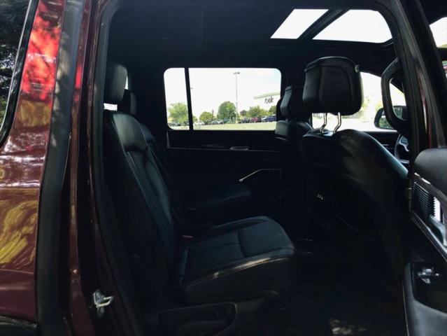 2022 Jeep Wagoneer Series III 4x4