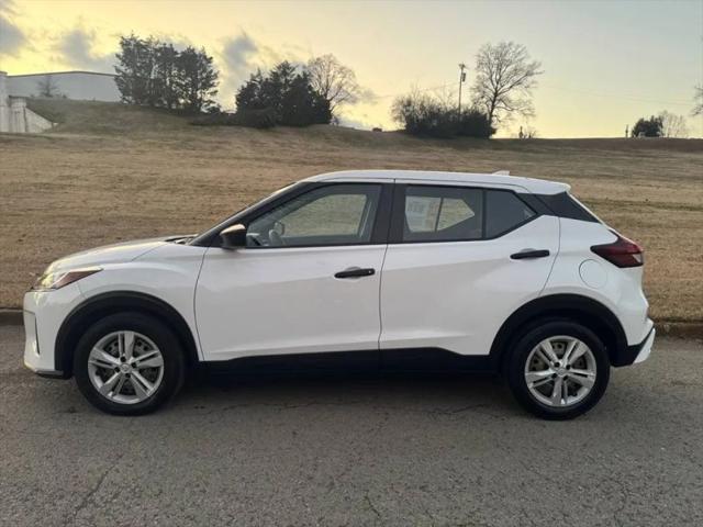 2023 Nissan Kicks S Xtronic CVT