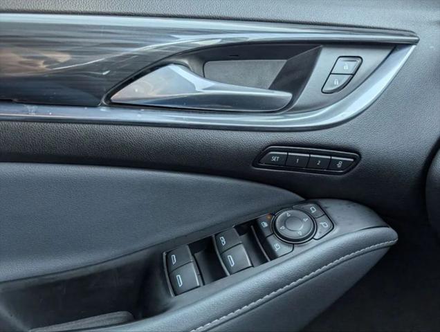 2024 Buick Enclave Premium FWD