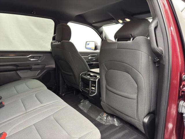 2022 Ram 1500 Big Horn Crew Cab 4x2 57 Box