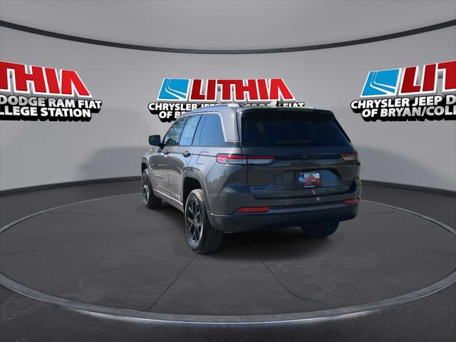 2026 Jeep Grand Cherokee Altitude 4x4