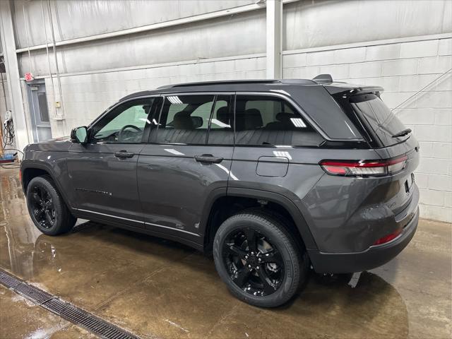 New 2026 Jeep Grand Cherokee For Sale in Wilmington, OH