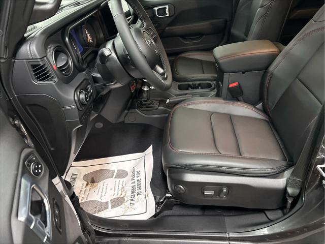 New 2026 Jeep Gladiator For Sale in Wilmington, OH