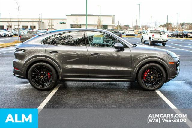 2025 Porsche Cayenne GTS