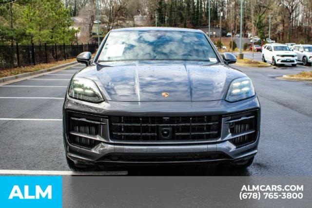 2025 Porsche Cayenne GTS