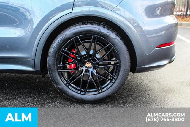 2025 Porsche Cayenne GTS
