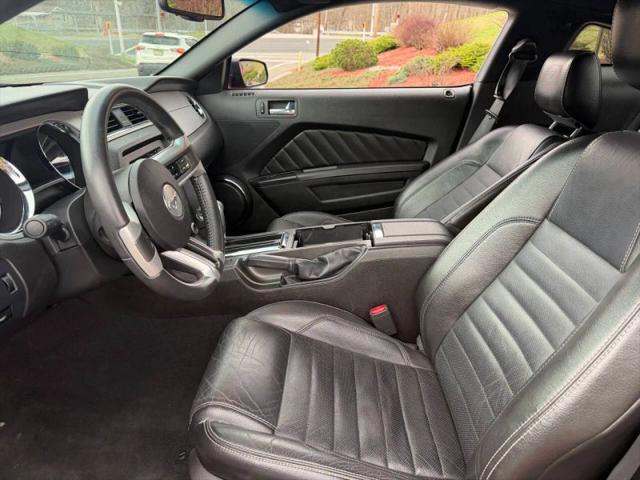 2010 Ford Mustang V6 Premium