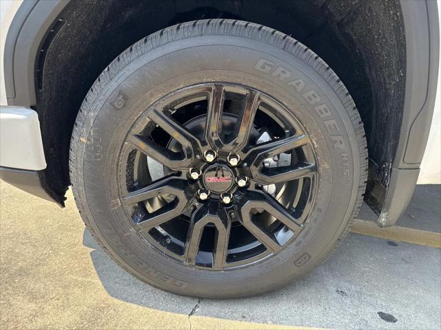 2026 GMC Sierra 1500 Crew Cab, Short Bed, Pro, 4WD