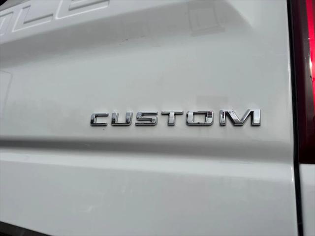 2020 Chevrolet Silverado 1500 4WD Crew Cab Short Bed Custom