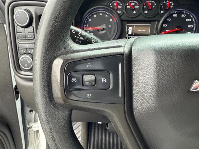 2020 Chevrolet Silverado 1500 4WD Crew Cab Short Bed Custom