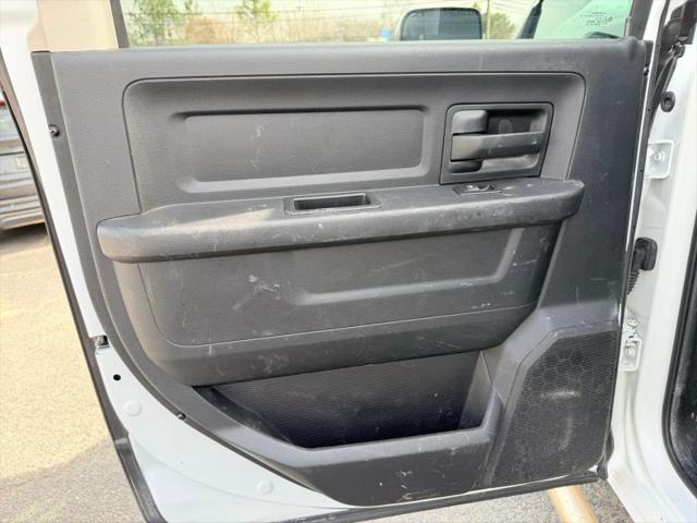 2017 Ram 3500 Tradesman Crew Cab 4x4 8' Box