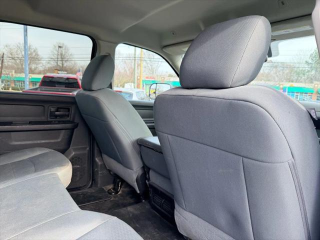 2017 Ram 3500 Tradesman Crew Cab 4x4 8' Box