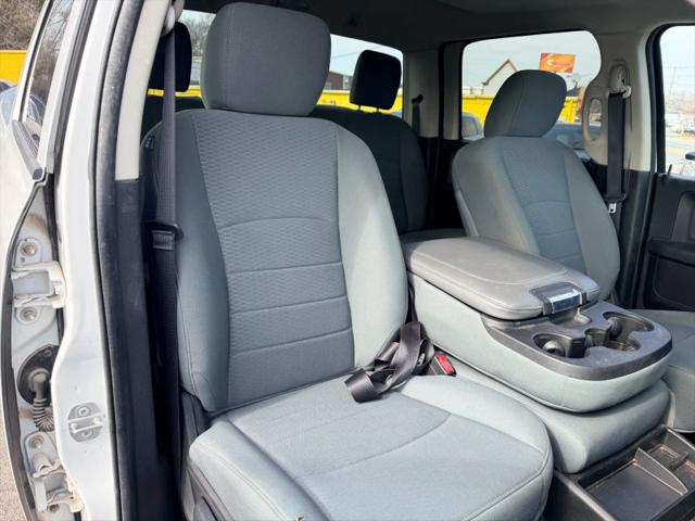 2017 Ram 3500 Tradesman Crew Cab 4x4 8' Box