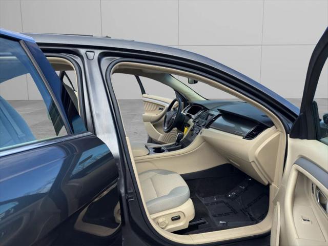 2018 Ford Taurus SEL
