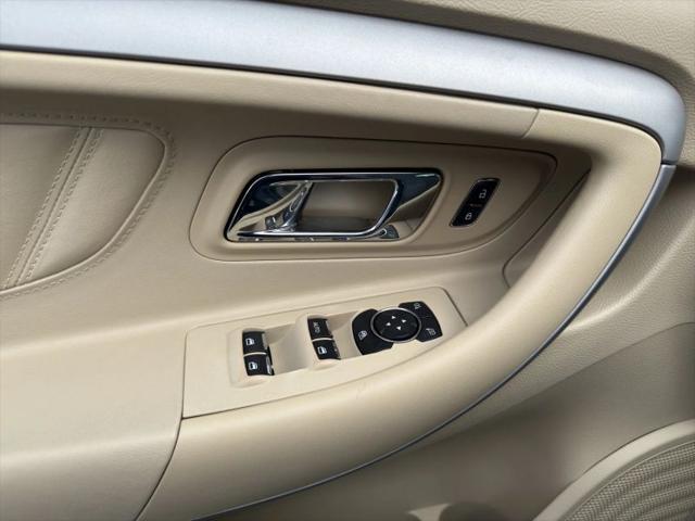 2018 Ford Taurus SEL