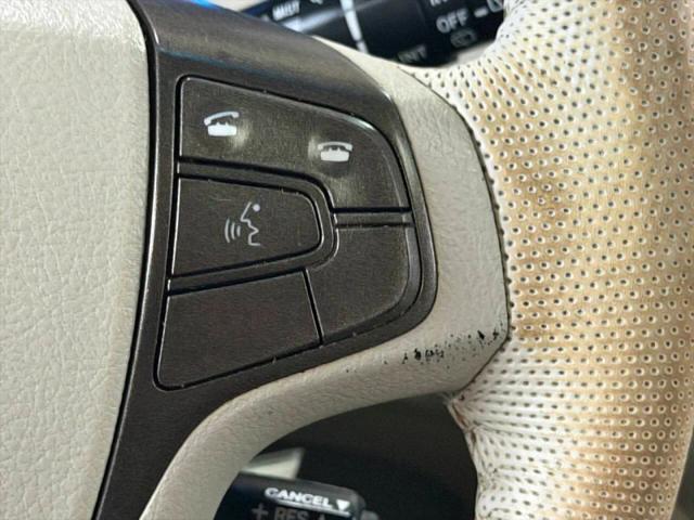 2013 Toyota Sienna XLE V6 8 Passenger