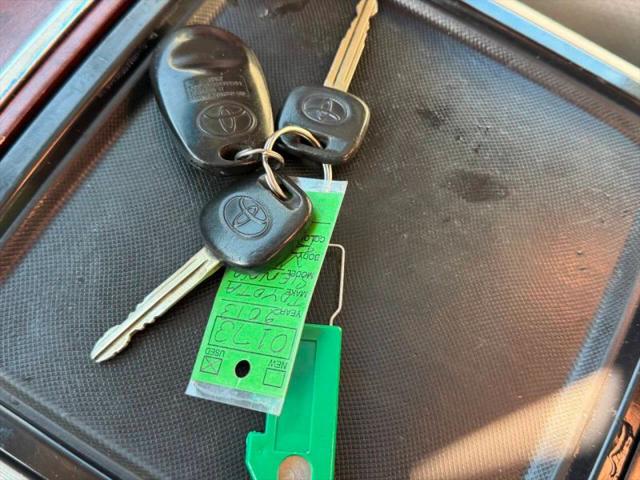 2013 Toyota Sienna XLE V6 8 Passenger