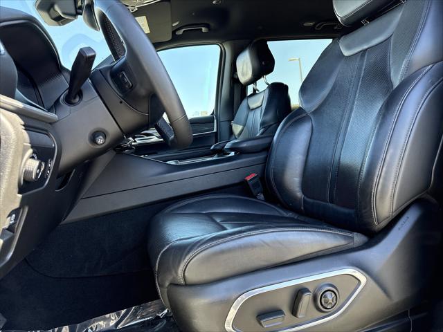 2022 Jeep Wagoneer Series III 4x2