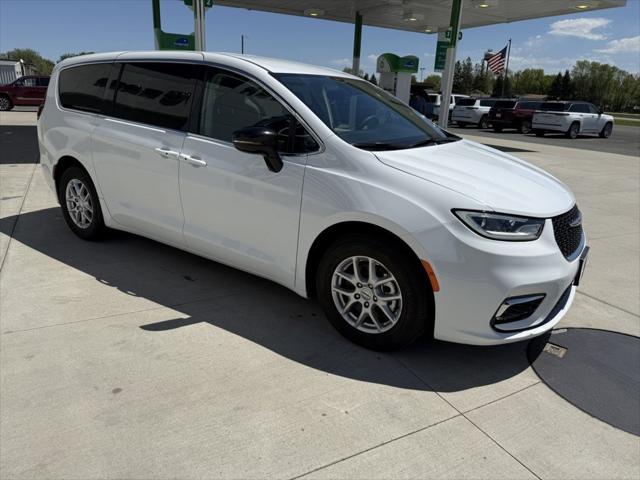 2024 Chrysler Pacifica Touring L for sale in Kimball, MN