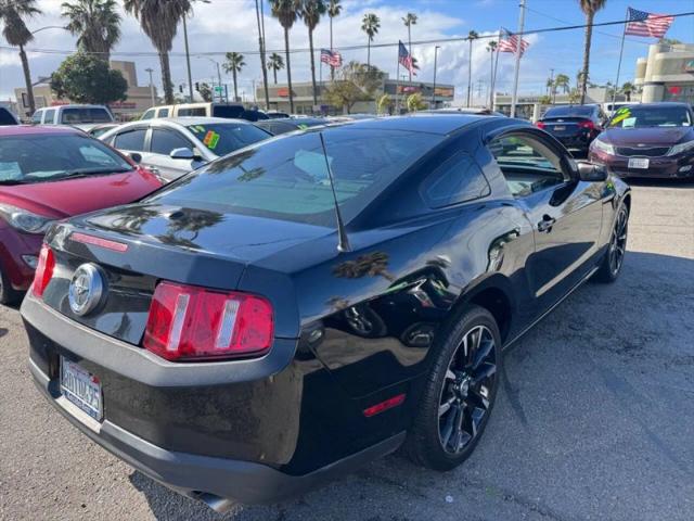 2011 Ford Mustang V6 Premium