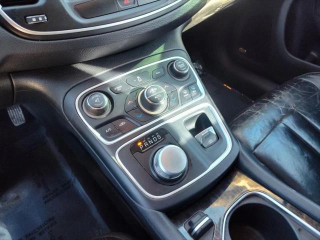 2015 Chrysler 200 C