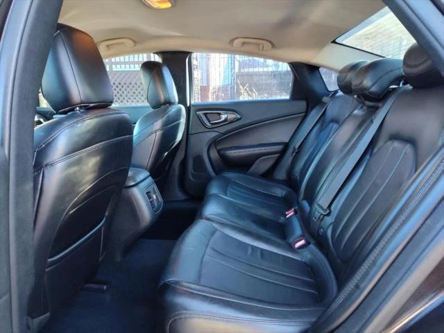 2015 Chrysler 200 C