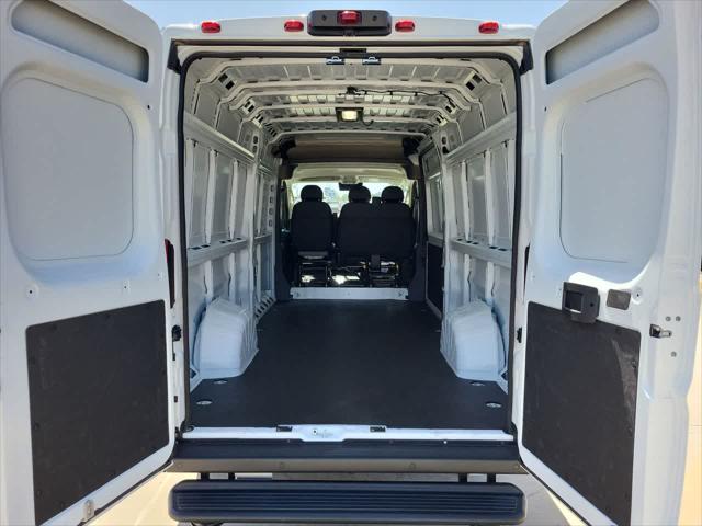 2026 Ram ProMaster Cargo Van Tradesman High Roof 159" WB EXT w/Pass Seat