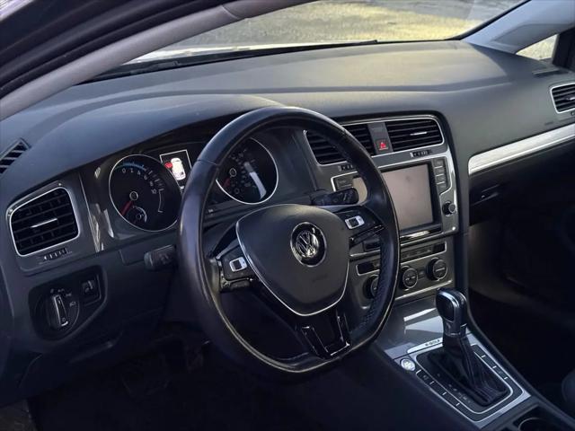 2016 Volkswagen e-Golf SEL Premium