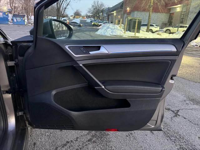 2016 Volkswagen e-Golf SEL Premium