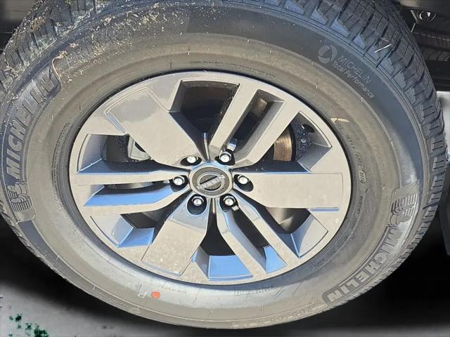 2026 Nissan Frontier Crew Cab SV 4x2