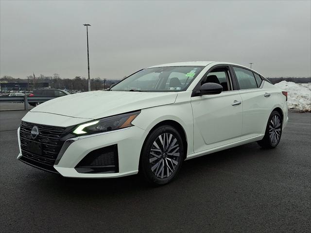 2025 Nissan Altima SV FWD