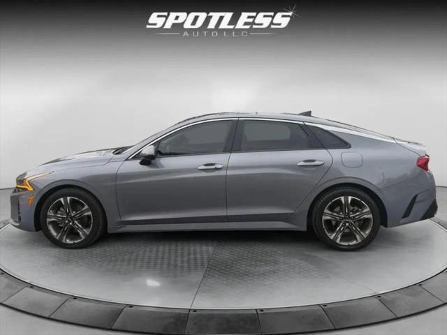 2022 Kia K5 EX