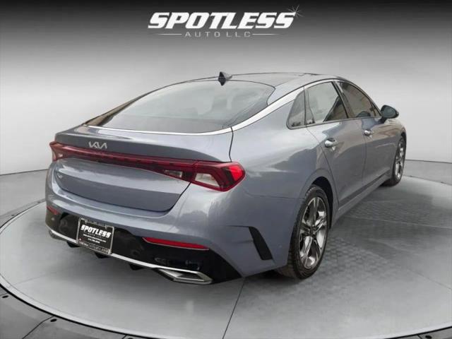 2022 Kia K5 EX