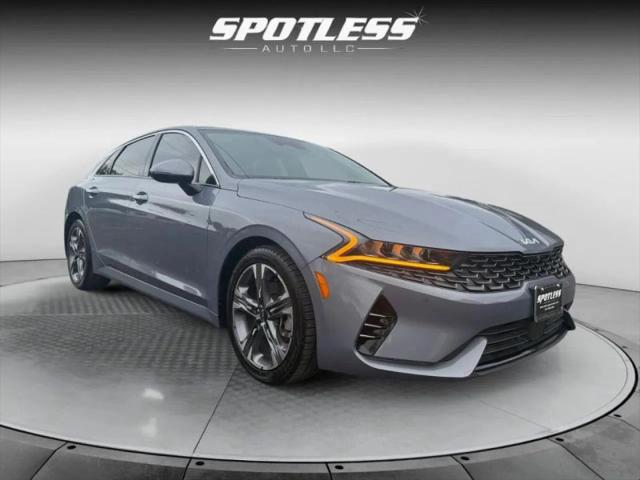 2022 Kia K5 EX