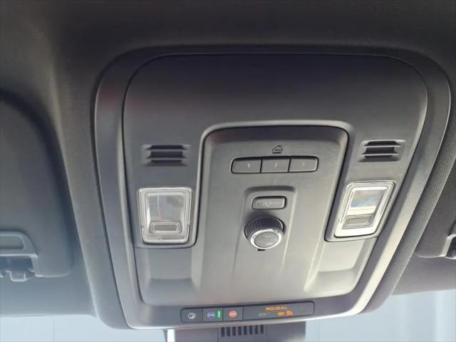 2024 Chevrolet Suburban 4WD LT