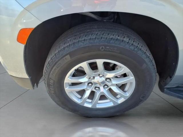 2024 Chevrolet Suburban 4WD LT