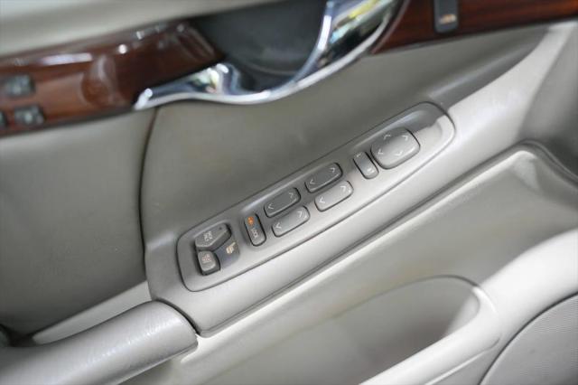 2003 Cadillac DeVille DHS