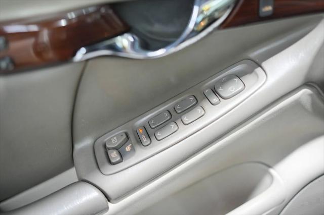2003 Cadillac DeVille DHS