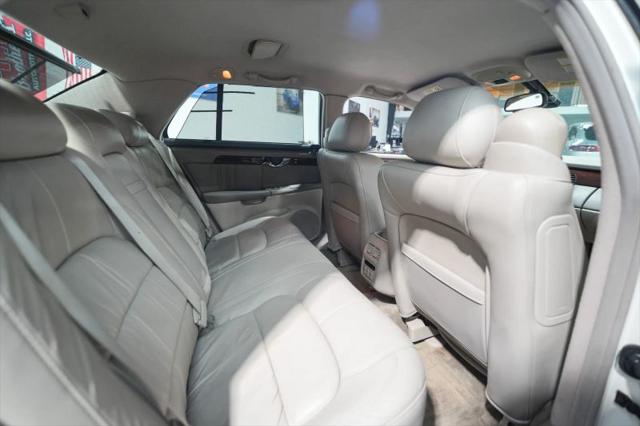 2003 Cadillac DeVille DHS