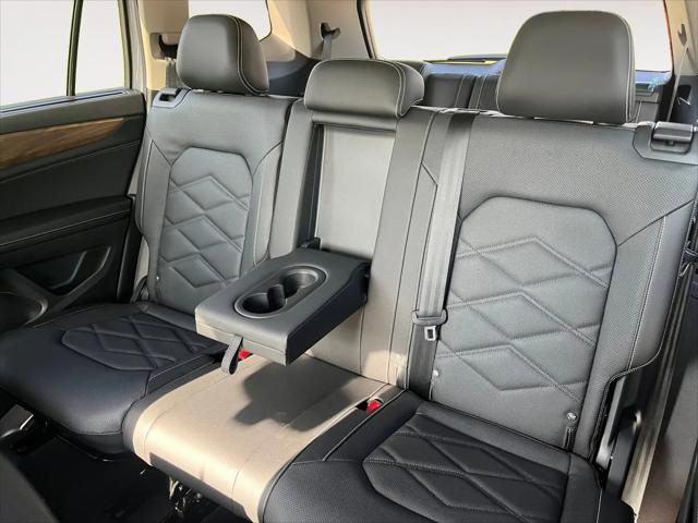 2026 Volkswagen Atlas SE with Technology